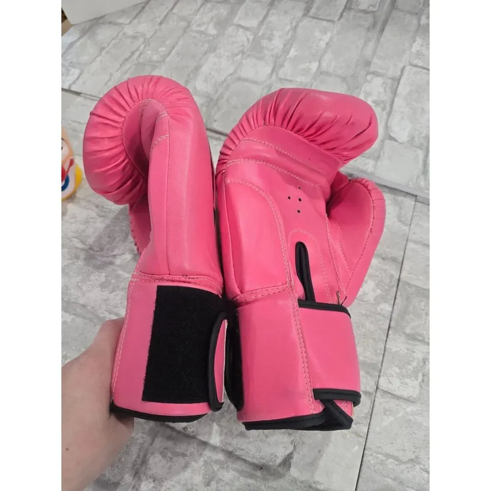 TITLE Club Boxing Pink Black‎ Leather Boxing MMA Gloves Excellent Clean